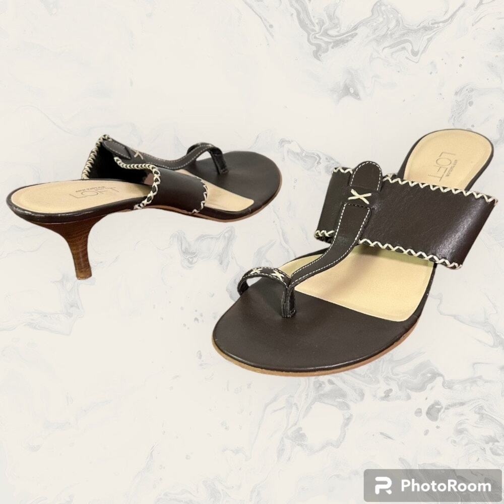 Ann Taylor Loft Women's 8M 8 Brown Leather & Stitching Slip On Heeled Sandals